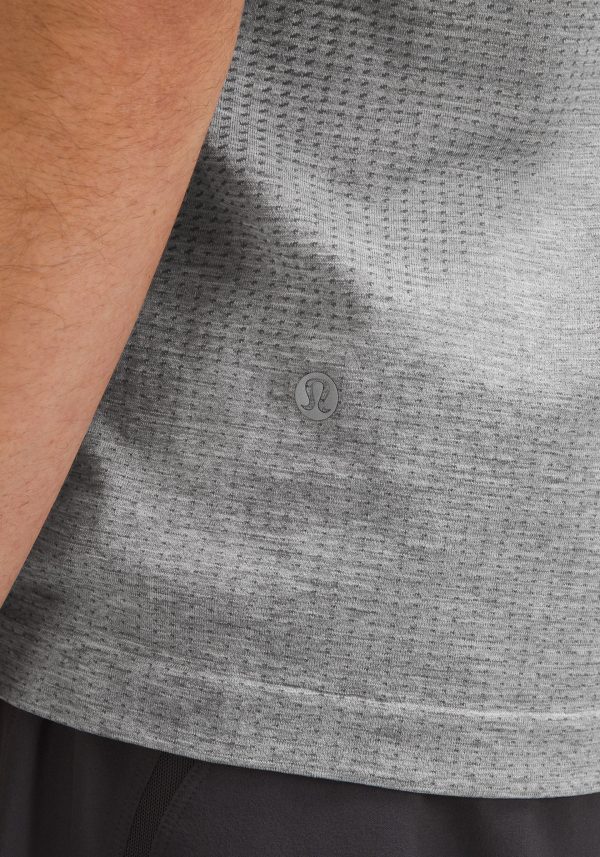 Metal Vent Tech Short-Sleeve Hot on Sale - Image 4
