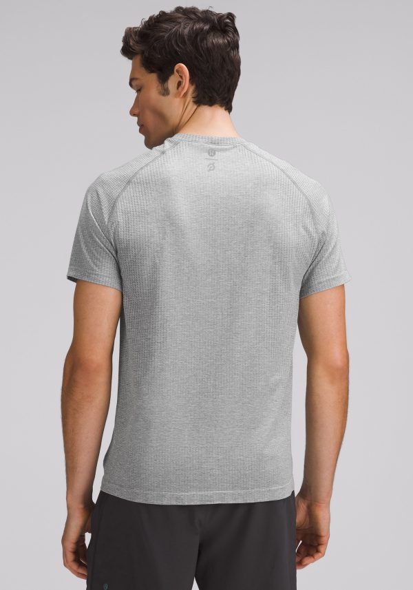 Metal Vent Tech Short-Sleeve Hot on Sale - Image 2